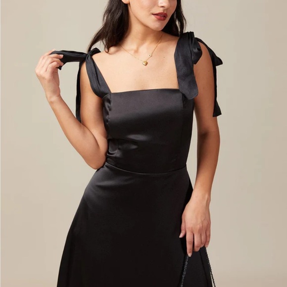 Rihoas  Black Tie Strap Satin Maxi Dress - Picture 2 of 5